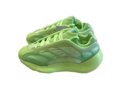 adidas yeezy 700 v3 light green h67793 купить