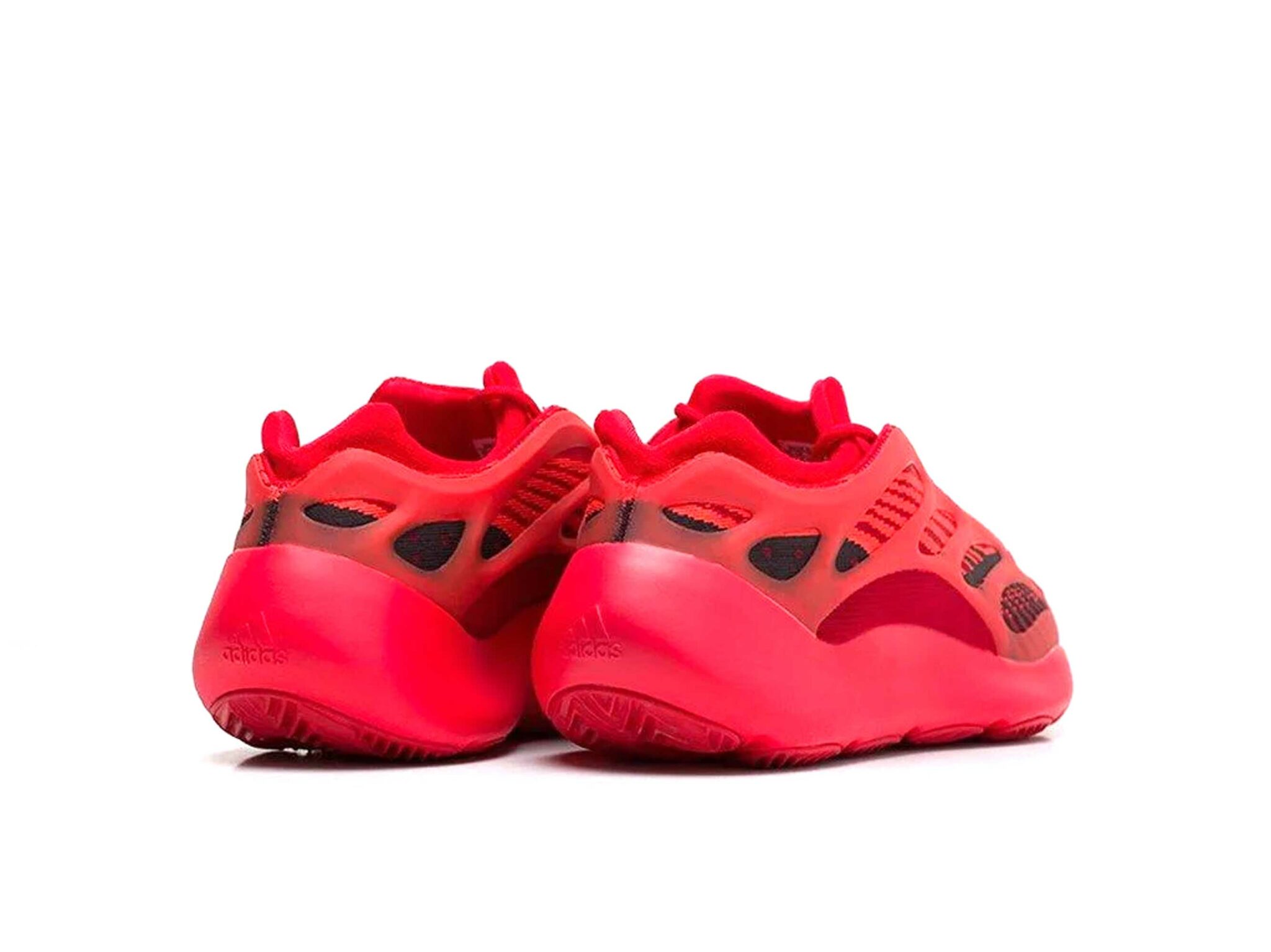 yeezy red october prix